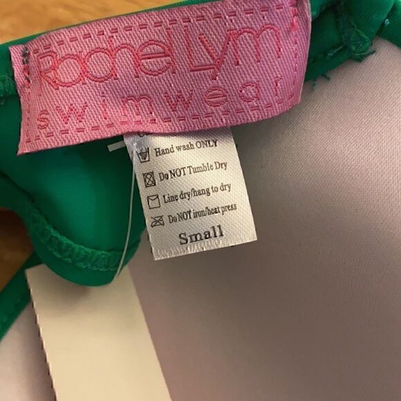 New! Underwired Strapless Bikini Top - Picture 7 of 8